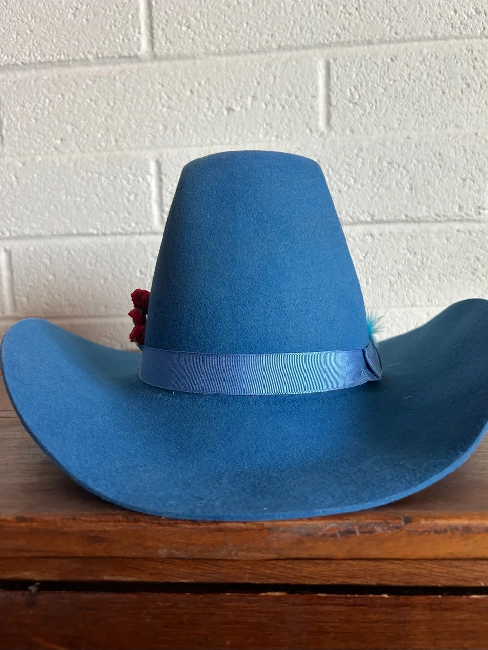 Vintage Eddy Bros. Wool Cowboy Hat - Ladies Long Size 7 - Bright Blue